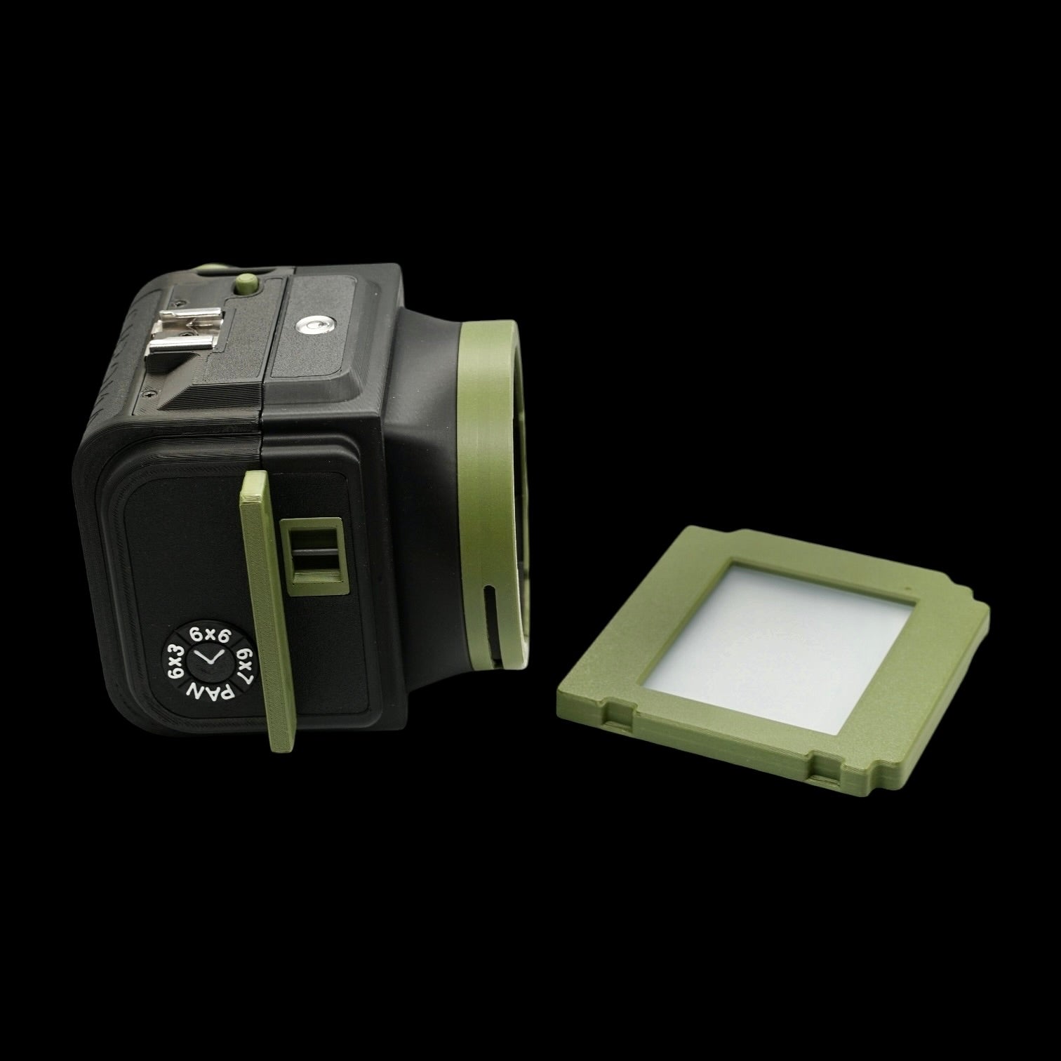 Six7 Multi-Format Camera with Lens Cone, Ground Glass and Frame