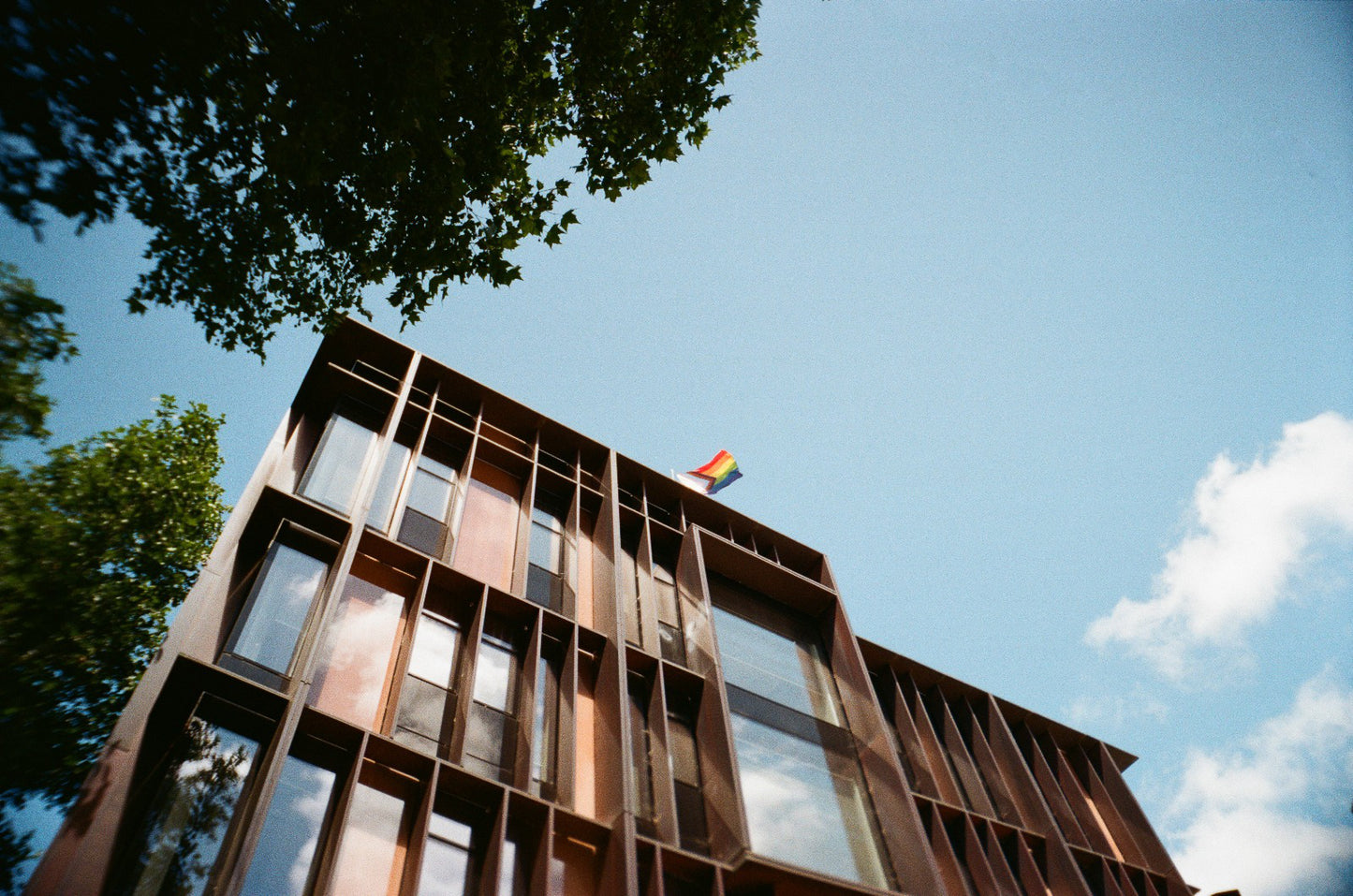 Chroma Click - 35mm Compact Camera with 24mm "Double Glass" lens