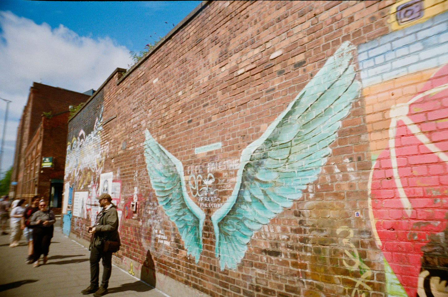 Chroma Click - 35mm Compact Camera with 24mm "Double Glass" lens