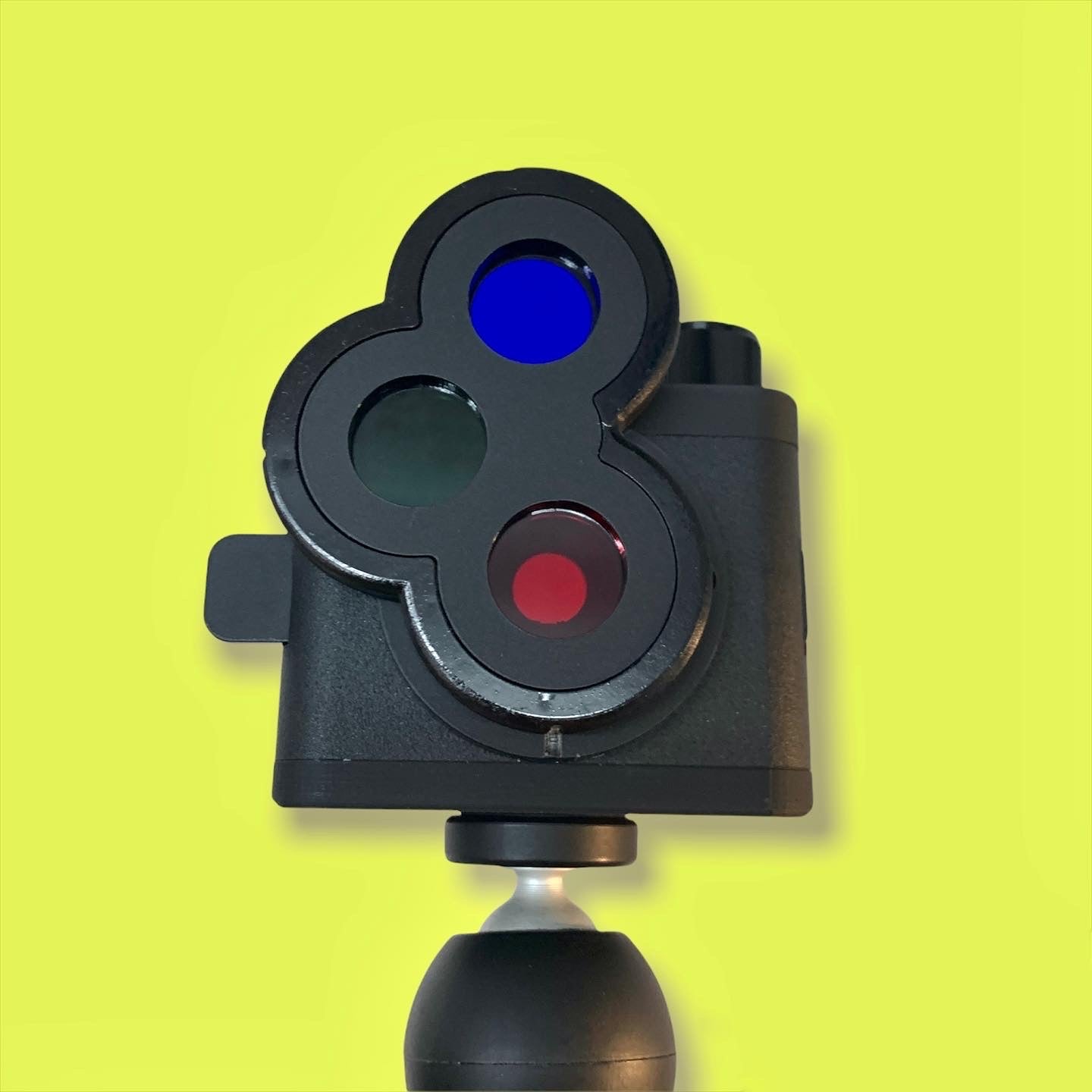 "TriChroma" - Magnetic TriChrome filter adaptor for Cube Pinhole Cameras